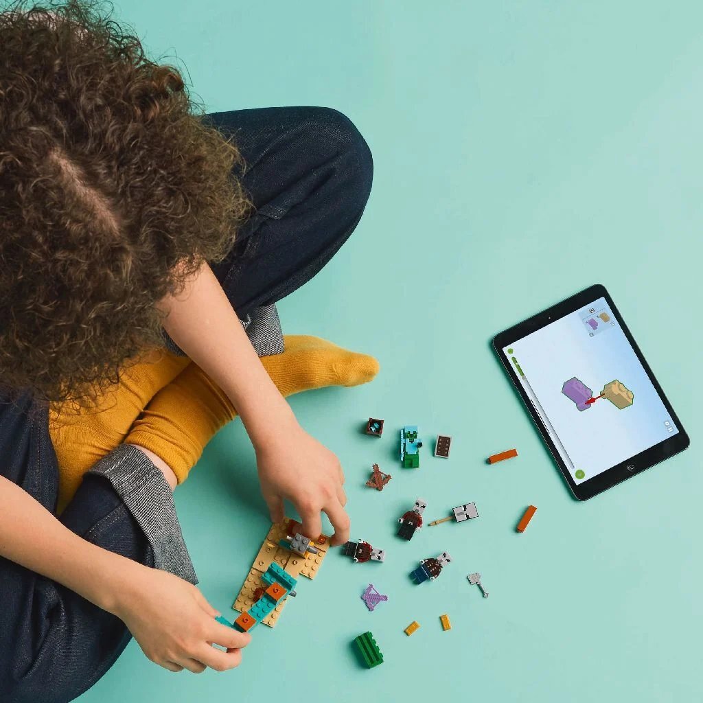 Lego Minecraft 21267 De Illagers In De Woestijn